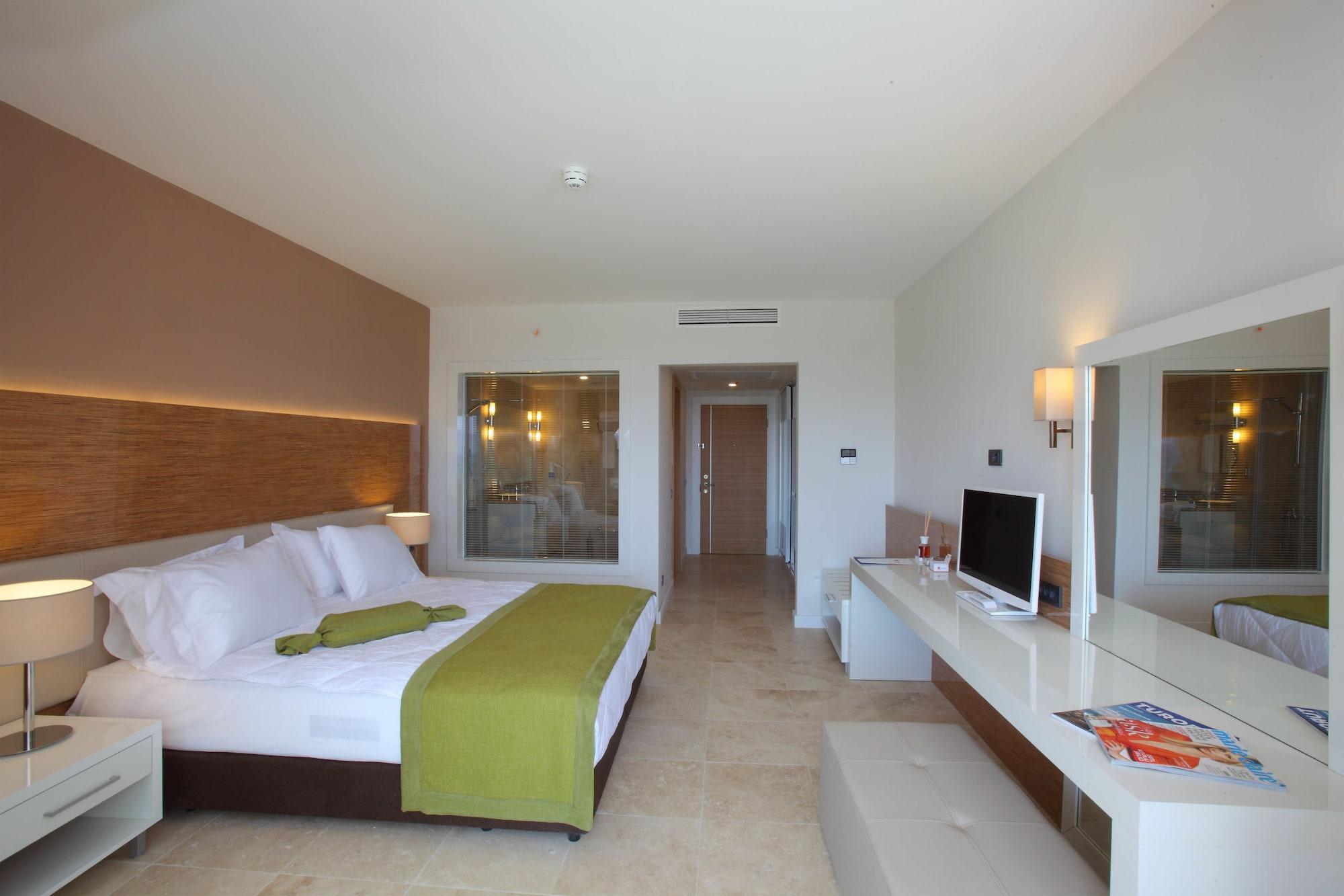 Bellazure Hotel Turgutreis Buitenkant foto