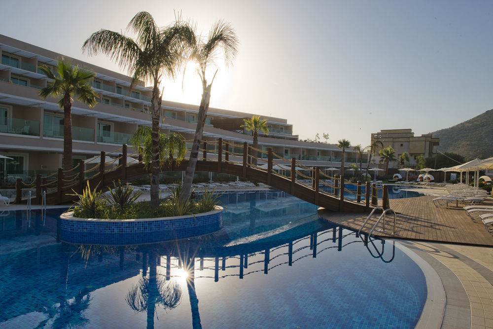 Bellazure Hotel Turgutreis Buitenkant foto